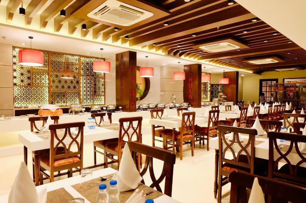 The Imperial Kushinagar Hotel Ngoại thất bức ảnh