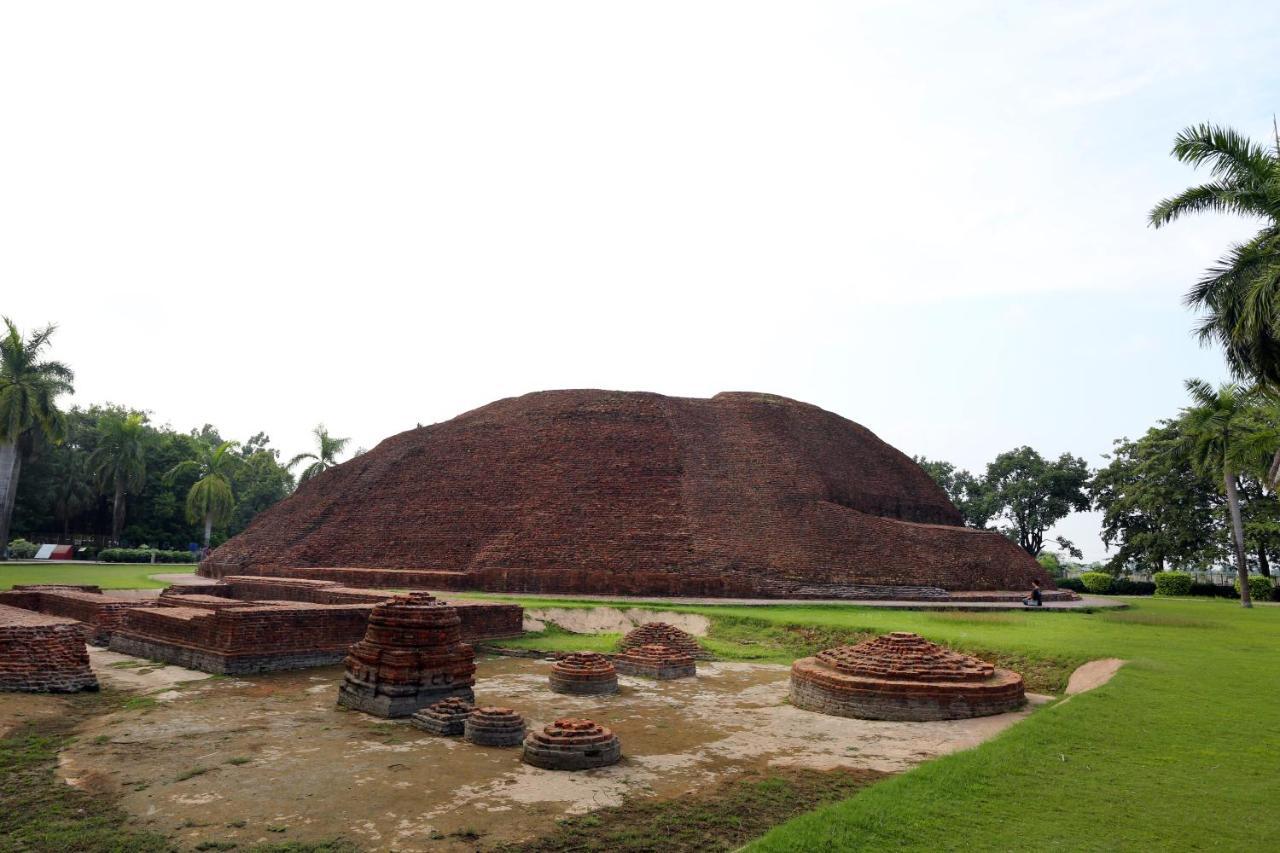 The Imperial Kushinagar Hotel Ngoại thất bức ảnh